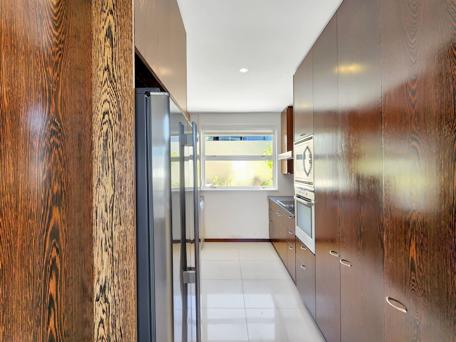 3 Bedroom Property for Sale in Bakoven Western Cape